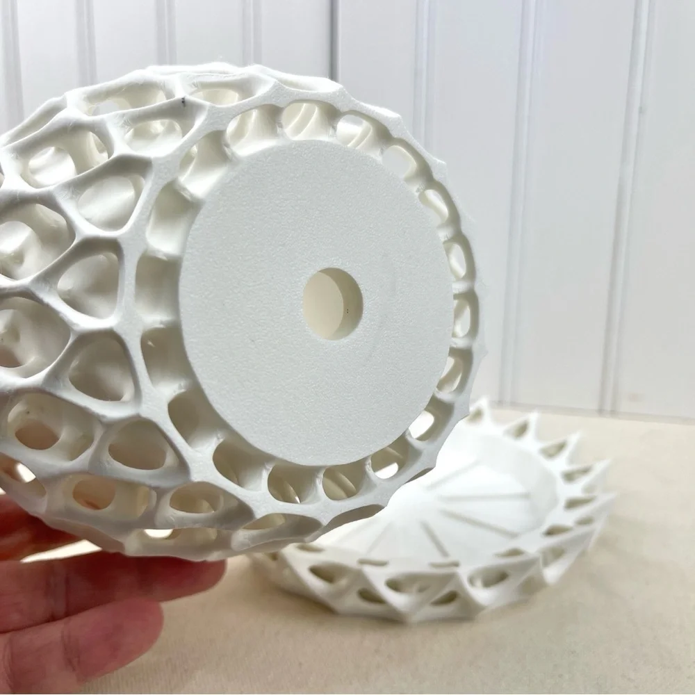 Invader Planter Pot, Small Indoor Flower Pot, Modern Planter with Saucer - Picture 5 of 9